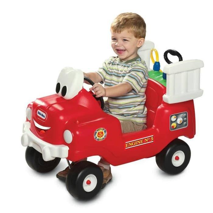 LITTLE TIKES SPRAY RESCUE TRUCK